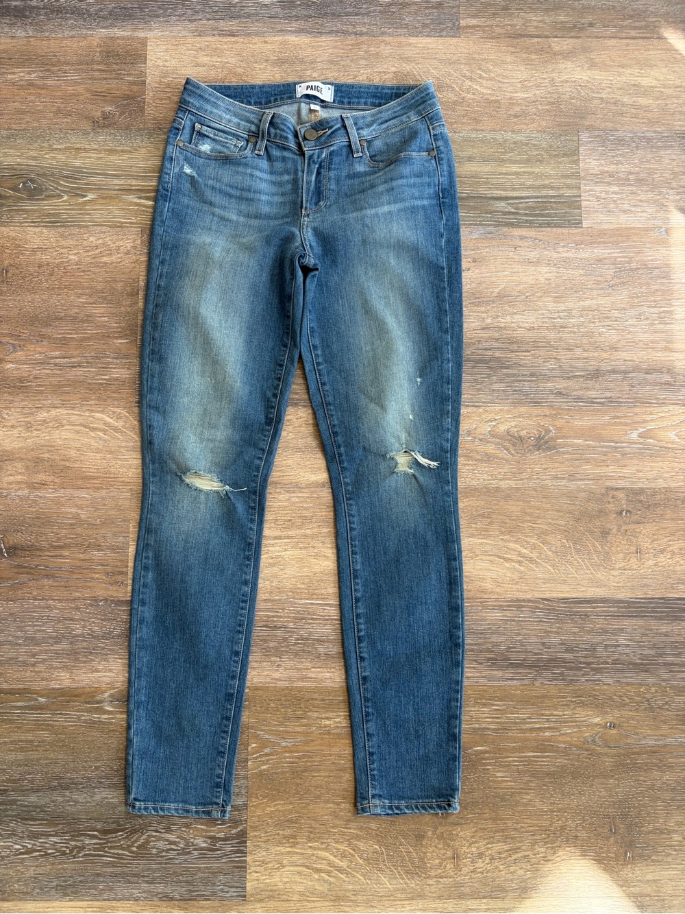 Paige Verdugo Ankle jeans distressed size 27